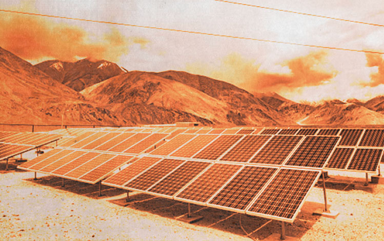 Field of India's clean energy solar panels