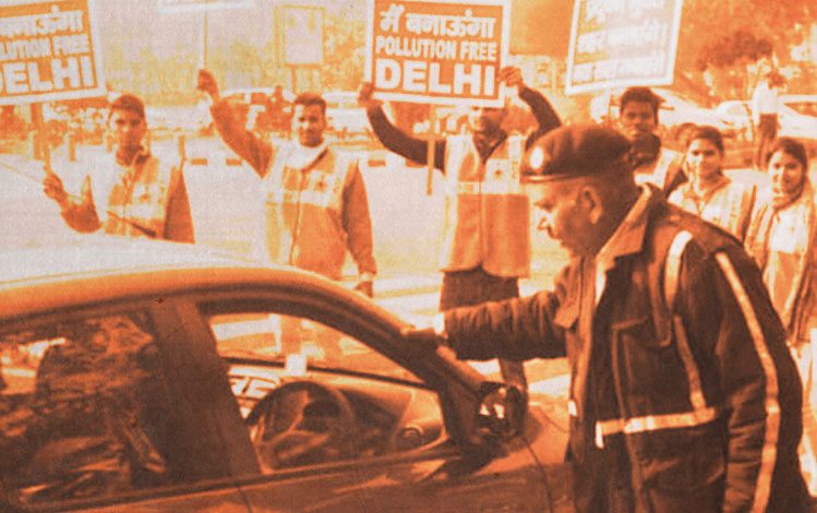 Protesters with signs for pollution free Delhi